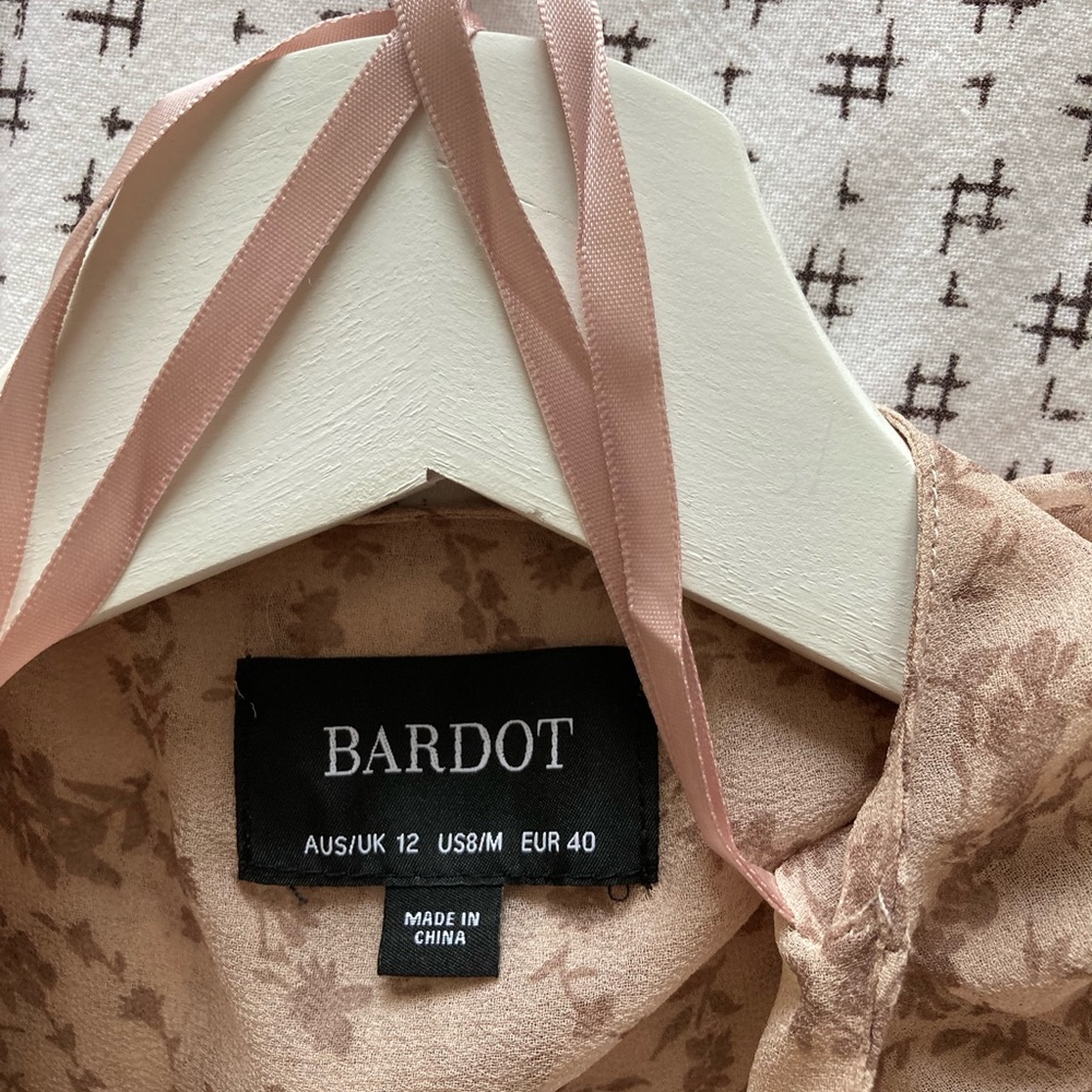 Spring Blouse - Picture 2 of 6